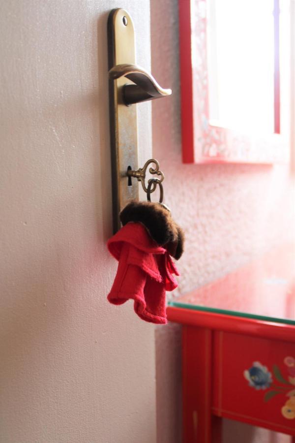 Hostel Mont Sobro *
