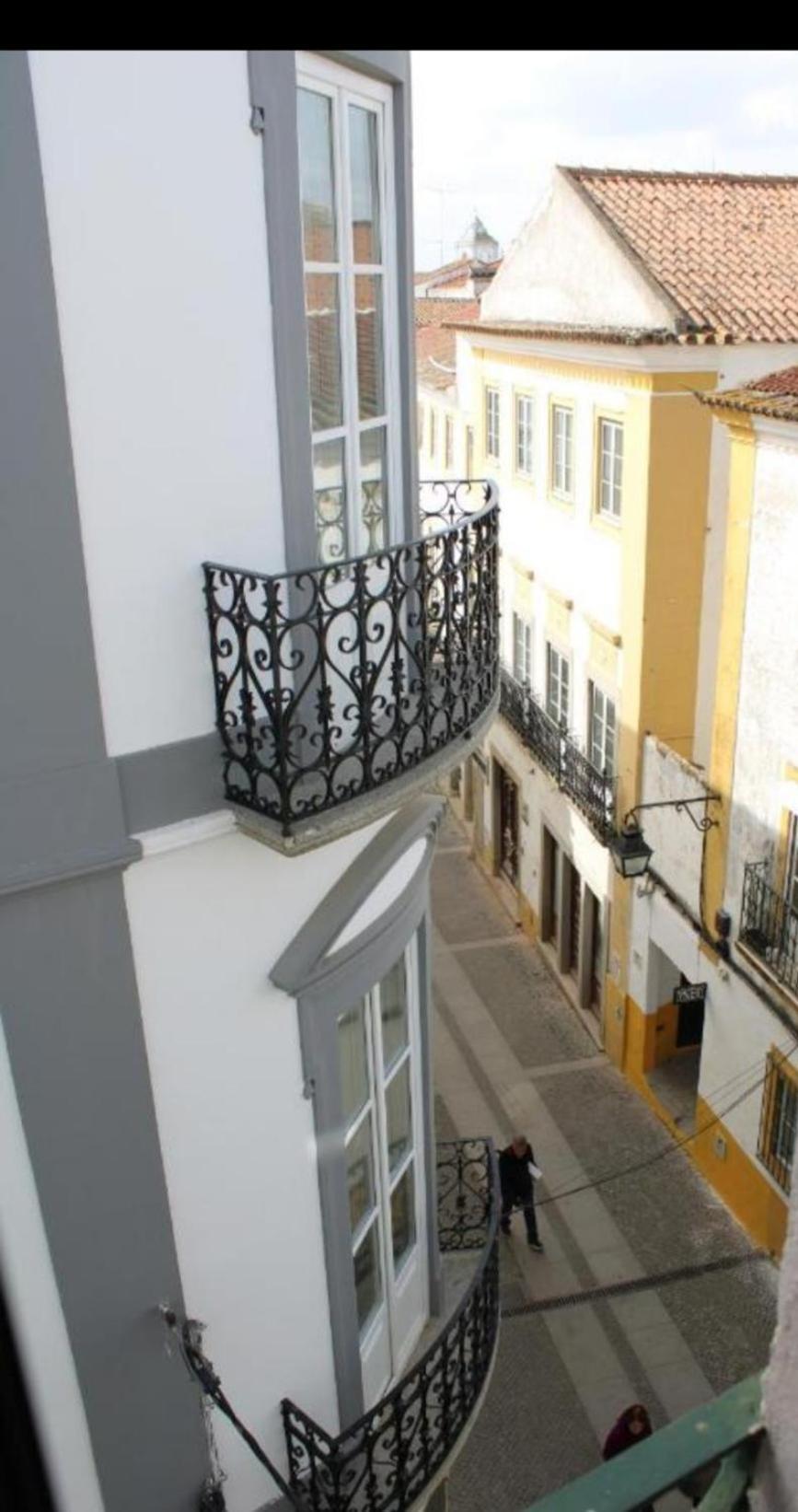Mont Sobro Hostel Evora